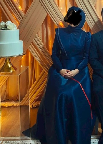 Armine Uzun Kol Drapeli Lacivert Abiye Elbise