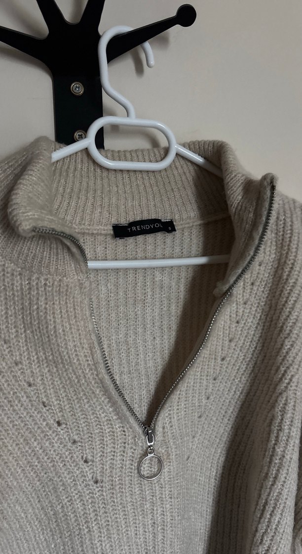 Bej Yarım Fermuarlı Örgü Kadın Kazak - Görsel 2