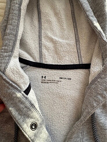 s Beden Under Armour Sweatshirt