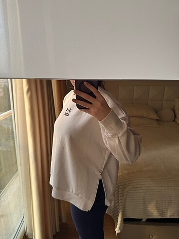 m Beden Under Armour Sweatshirt
