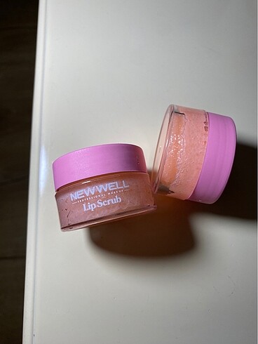 New Well Lip Scrub dudak peeling