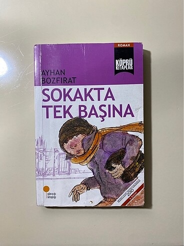 Sokakta tek başına