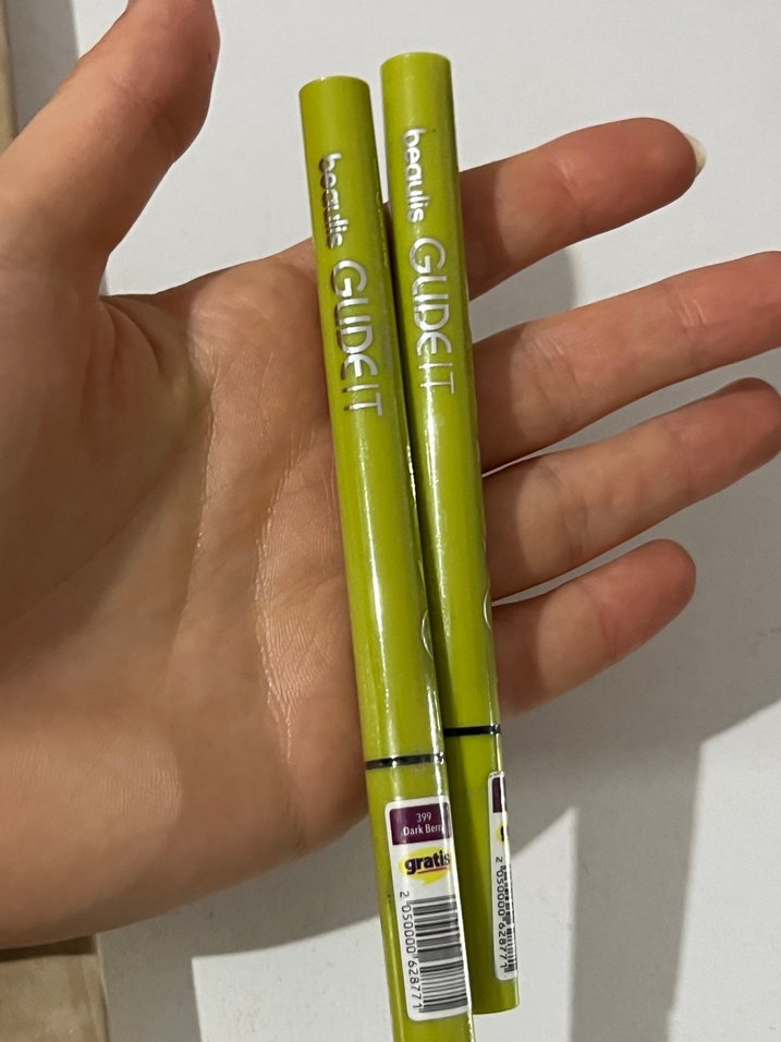 Eyeliner - Gratis 399 Dark Berry - Görsel 2