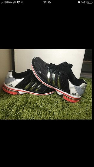 Adidas 43.5 no ayakkabı defosu son fotoda tamirli