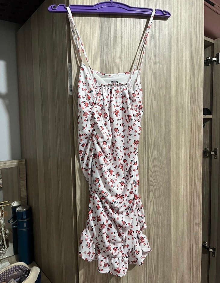 Çiçek Desenli Drapeli Beyaz Midi Elbise - Görsel 2