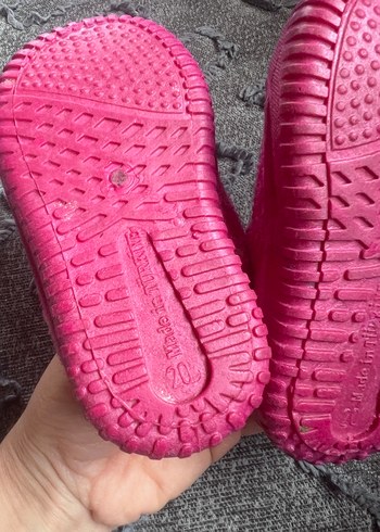 Kiz bebek ev ayakkabısı 
Ufak kusuru var resimde mevcut - Görsel 4