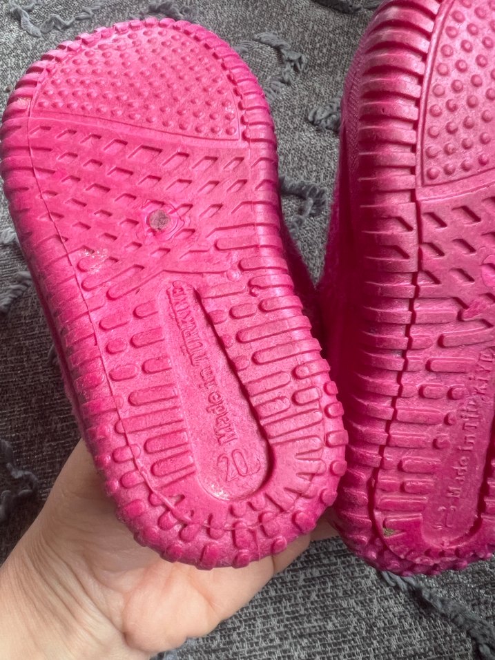 Kiz bebek ev ayakkabısı 
Ufak kusuru var resimde mevcut - Görsel 4