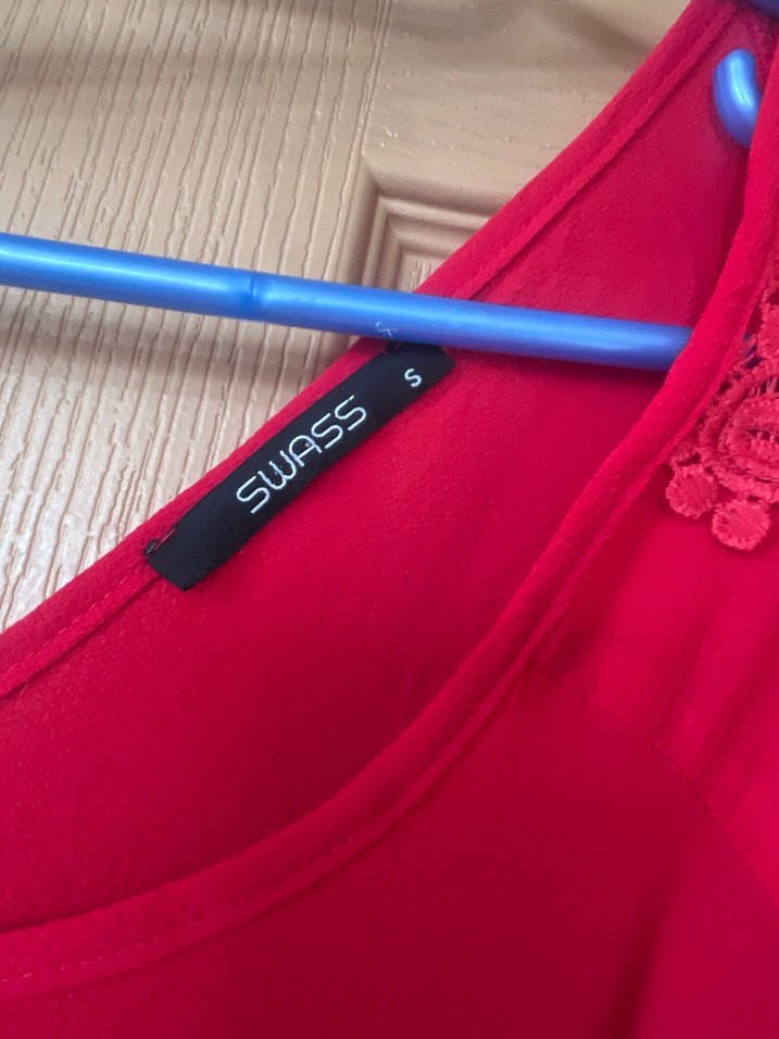 Uzun Kollu Dantel Detaylı Kırmızı Bluz - Görsel 5