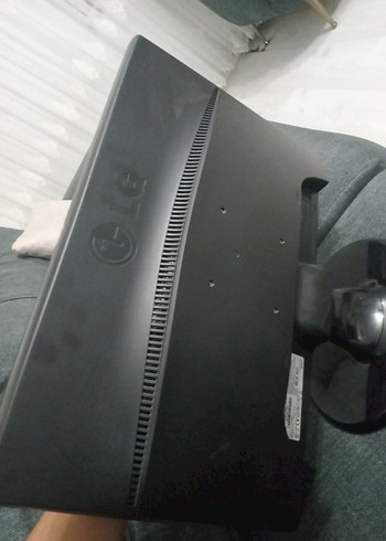 Siyah LG Monitör - Görsel 3