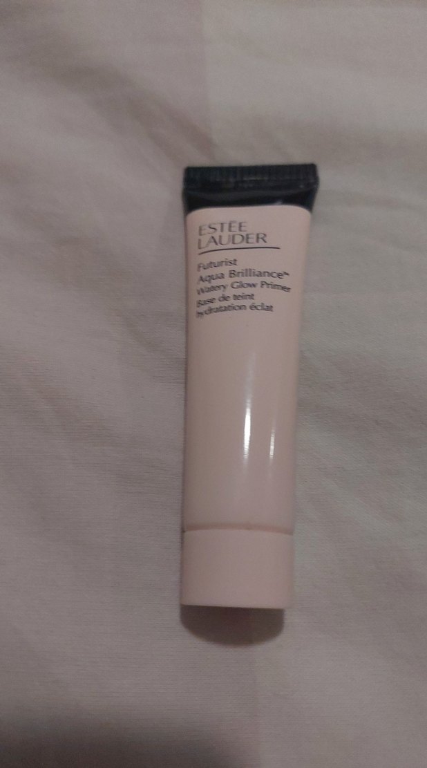 Estée Lauder Futurist Aqua Brilliance BB Krem - Görsel 2