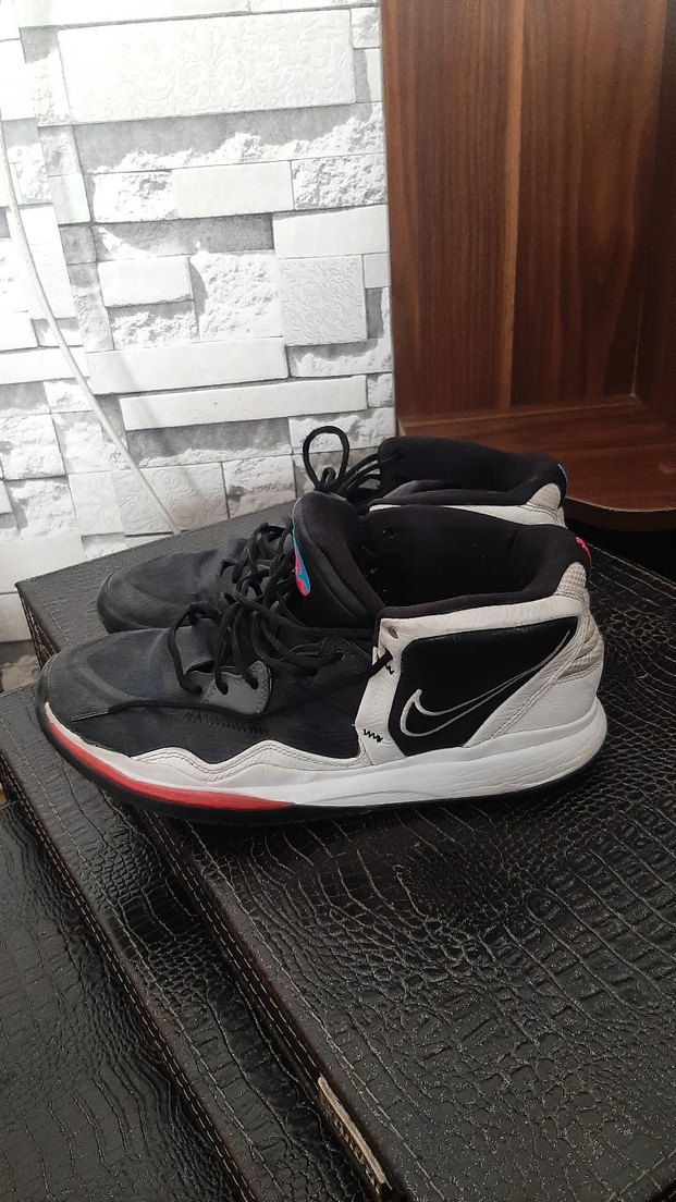 Çok Renkli Bağcıklı Basketbol Ayakkabısı 46.5 numara - Görsel 4