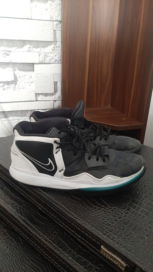 Çok Renkli Bağcıklı Basketbol Ayakkabısı 46.5 numara - Görsel 3