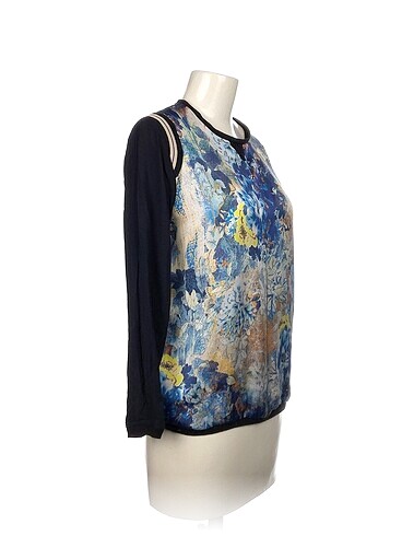 Pull and Bear Pull and Bear Bluz %70 İndirimli.
