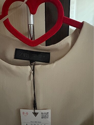 l Beden Zara top