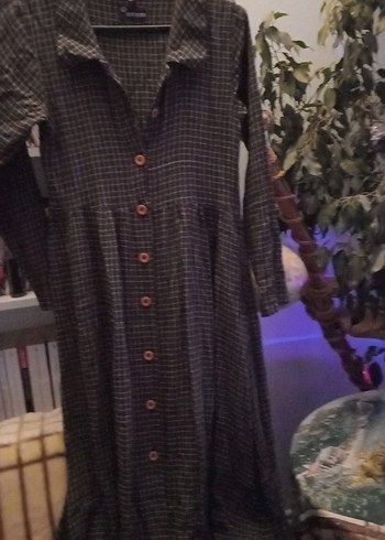 Düğmeli, Uzun, Bol Kesim Kahverengi Keten Elbise - Görsel 2