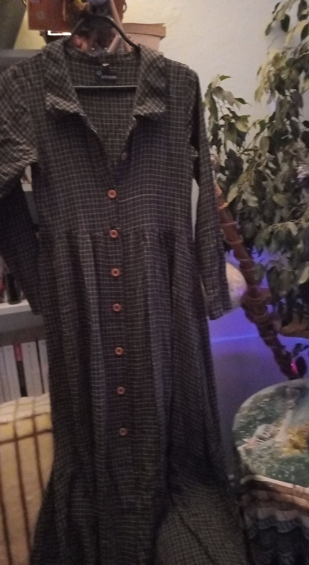 Düğmeli, Uzun, Bol Kesim Kahverengi Keten Elbise - Görsel 2