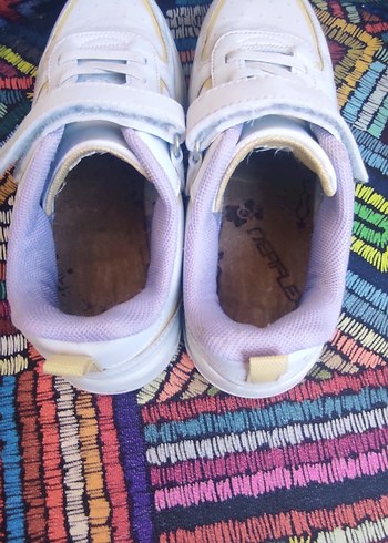 Beyaz Kız Çocuk Bağcıklı FILA spor ayakkabı - Görsel 3