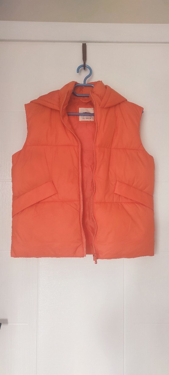 Turuncu Kapüşonlu Çocuk Yelek - Görsel 2