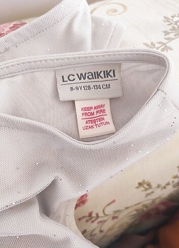 Pırıltılı çok güzel bir elbise - Görsel 5