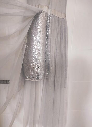 Pırıltılı çok güzel bir elbise - Görsel 6
