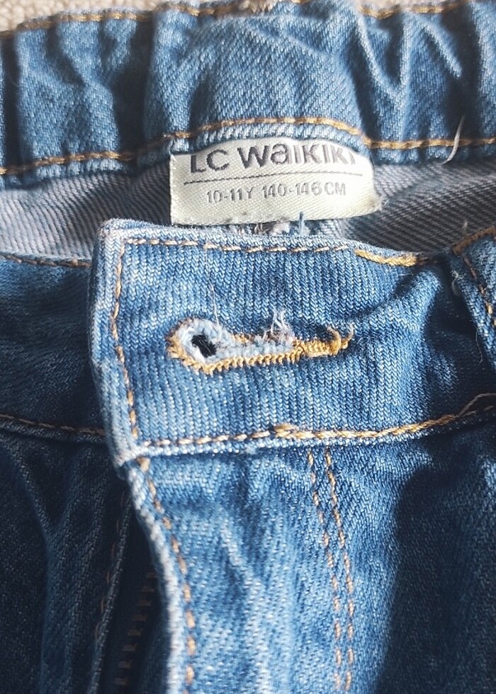 LC Waikiki kot pantolon ve tişört hediyeli - Görsel 2