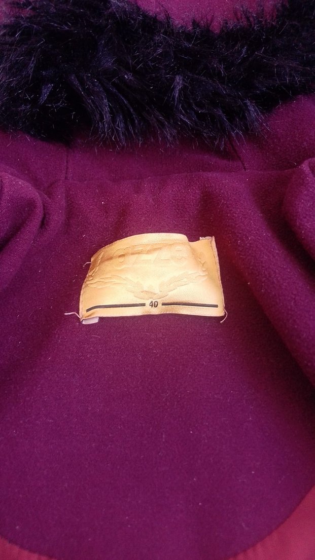 Adın kapüşonlu kaban - Görsel 2