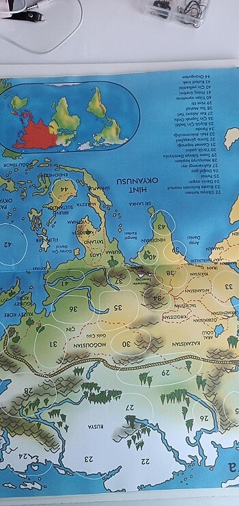  Beden Çıkartmalı Dünya Atlası-130 lu