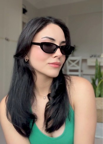Beden Siyah Minimalist Kadın Güneş Gözlüğü