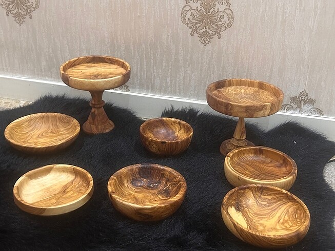 Beden El tasarım ürünüdür zeytin ağacından yapılmıştır sunum seti