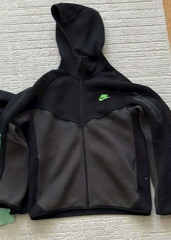 Nike Tech Fleece