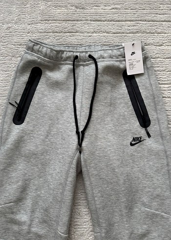Nike Tech Fleece Pol Paça - Görsel 2