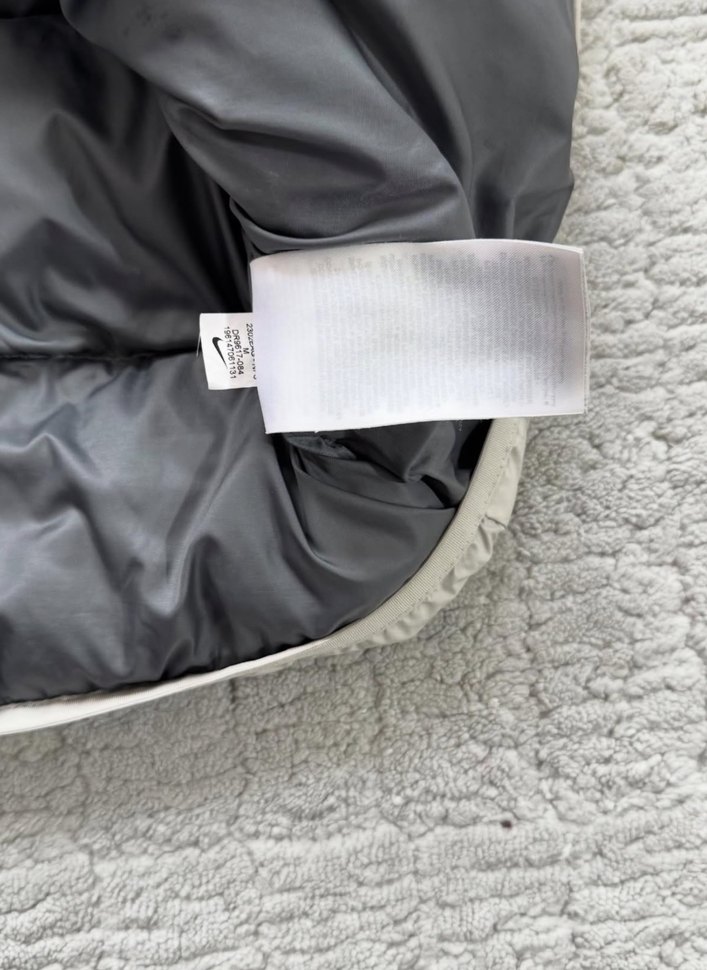 Nike Gri Kapitone Yelek - Görsel 4