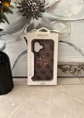 GUESS İPhone 16 Telefon Kılıfı - Görsel 4