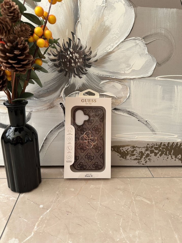 GUESS İPhone 16 Telefon Kılıfı - Görsel 3