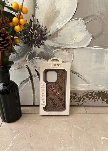 GUESS İPhone 16 Pro Telefon Kılıfı - Görsel 3