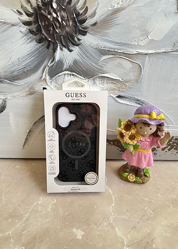 GUESS İPhone 16 Telefon Kılıfı - Görsel 2