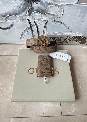 Beden Guess Kemer ve Anahtarlık Seti