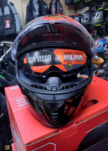 Parlak Siyah biker Motosiklet Kaskı - Görsel 4