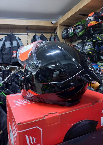 Parlak Siyah biker Motosiklet Kaskı - Görsel 9