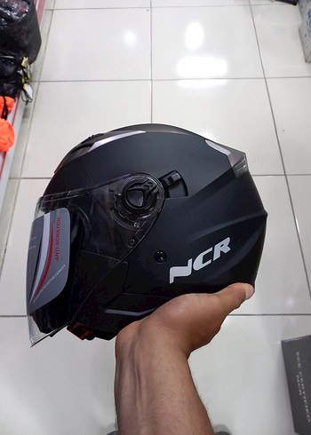 Mat Siyah Yarım Motosiklet Kaskı - Görsel 4