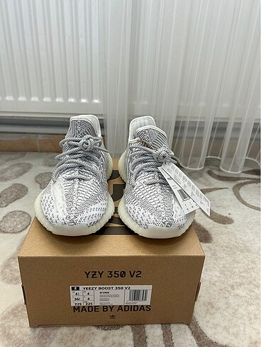 36,5 Beden beyaz Renk Adidas Yeezy Statıc