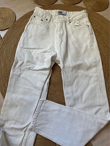 Mom jeans