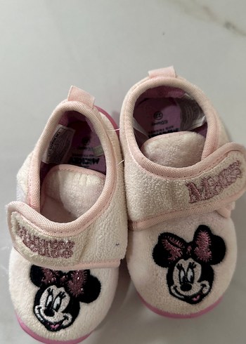 Kız Çocuk Pembe Minnie Nakışlı Ev Terliği - Görsel 4