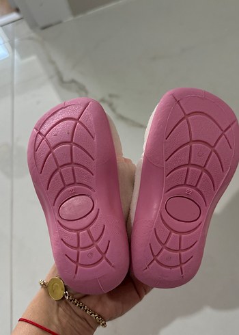 Kız Çocuk Pembe Minnie Nakışlı Ev Terliği - Görsel 3