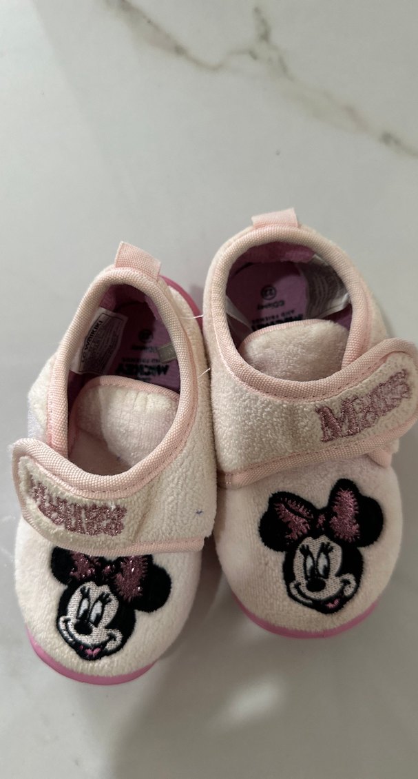 Kız Çocuk Pembe Minnie Nakışlı Ev Terliği - Görsel 4