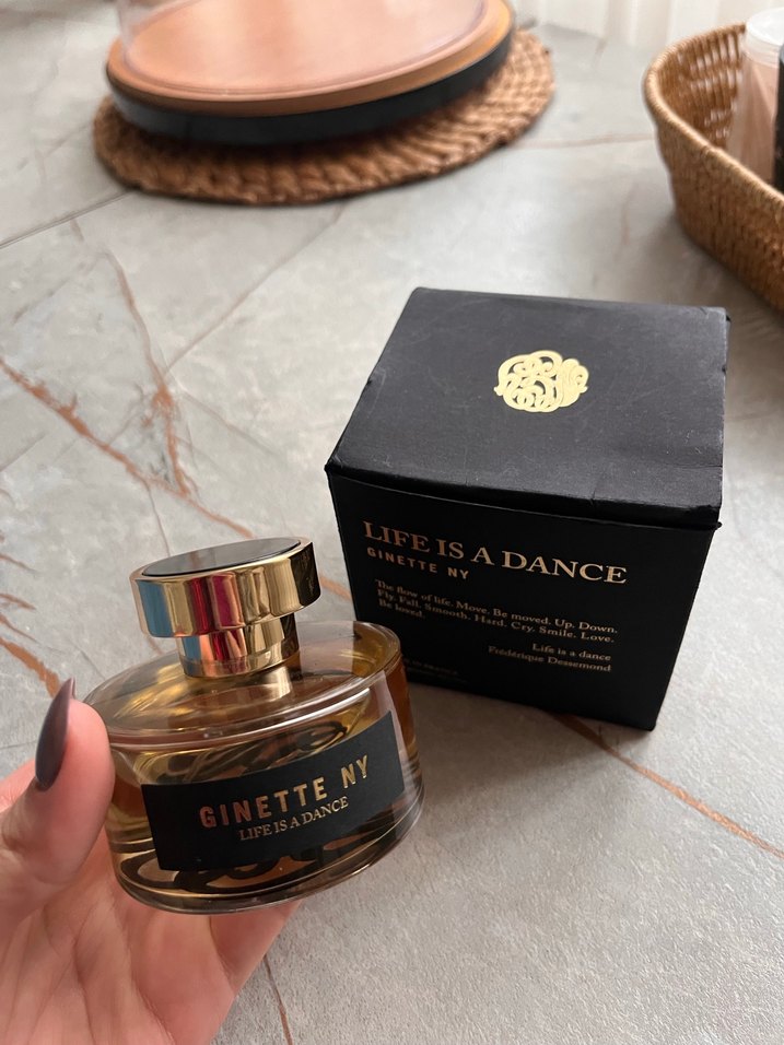 GINETTE NY Life Is A Dance Kadın Parfümü

100 ml- Eau de parfum - Görsel 2