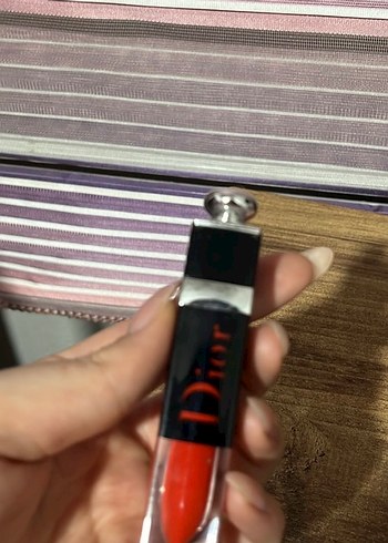 Dior Koyu Kırmızı Ruj - Görsel 2