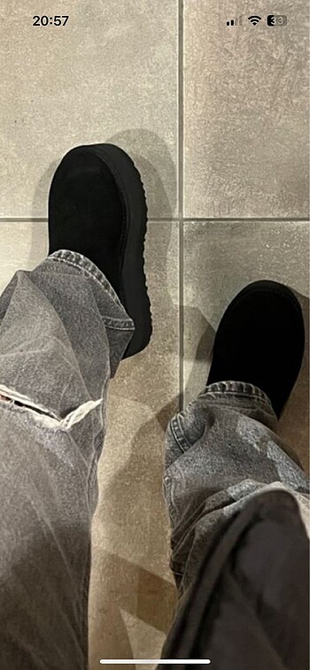 ugg bot