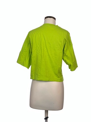 s Beden Puma T-shirt %70 İndirimli.