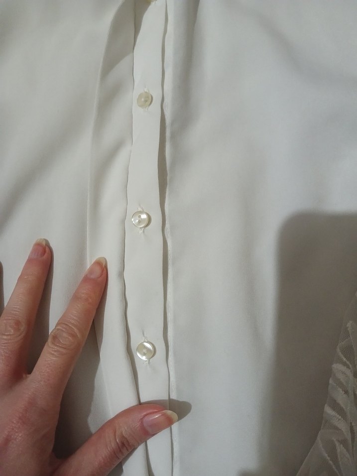 Parlak Beyaz Uzun Kollu Kadın Gömlek - Görsel 4